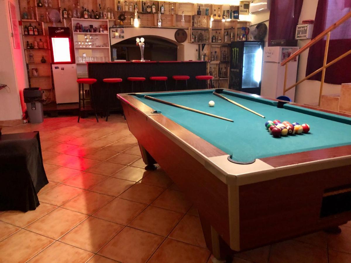 Whole Basement Former Pub3 For Bachelor / Bachelorette Party Apartamento Budapeste