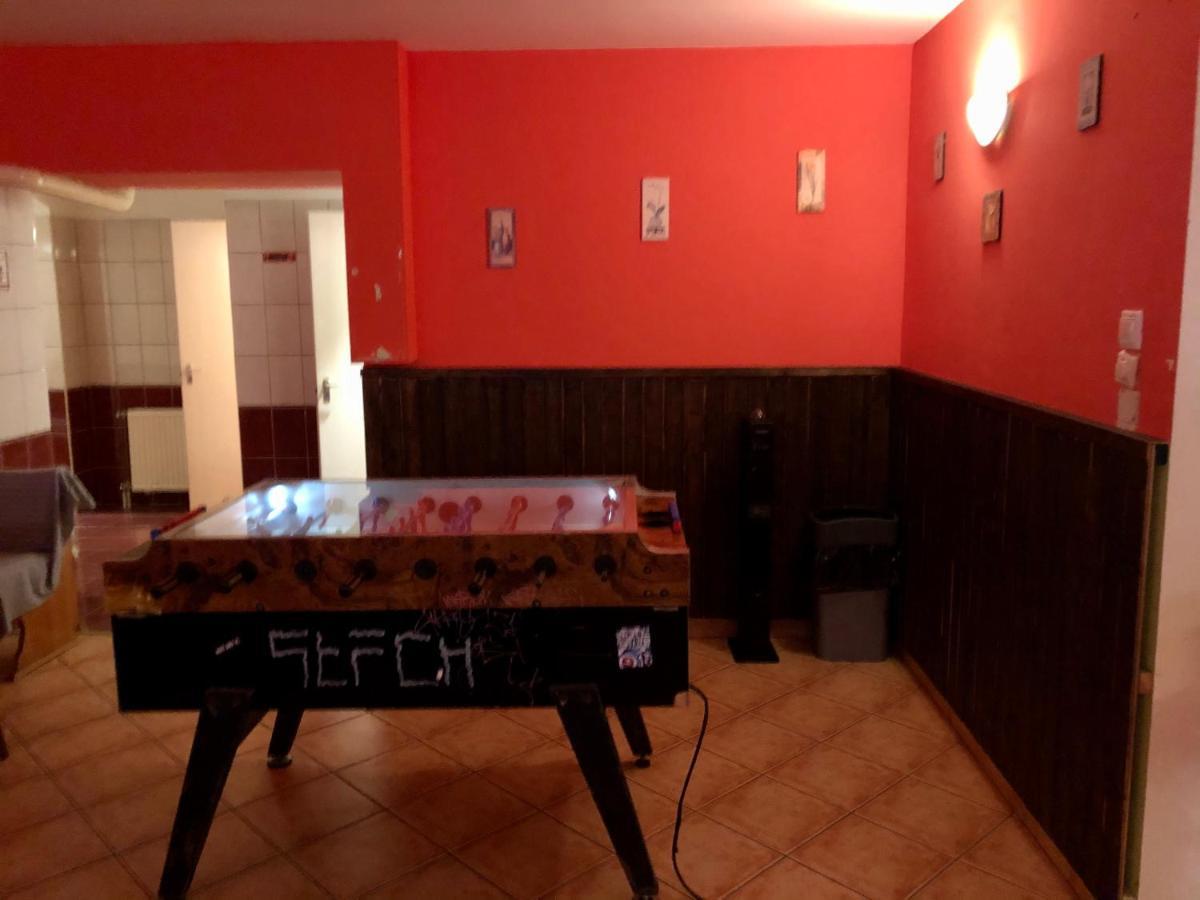 Apartmán Whole Basement Former Pub3 For Bachelor / Bachelorette Party Budapešť